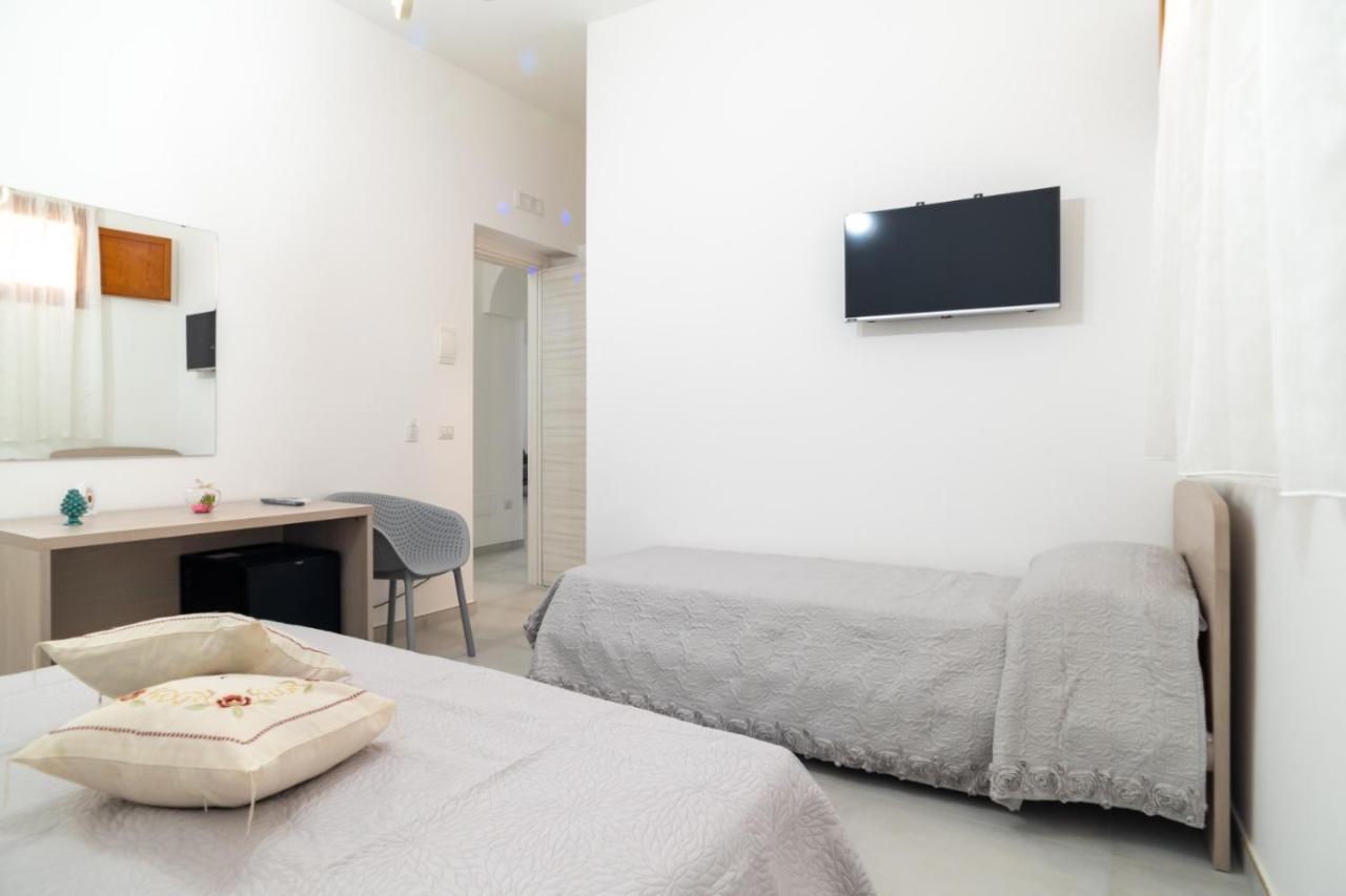 ポルト・エンペードクレ I Parrini Bed & Breakfast エクステリア 写真